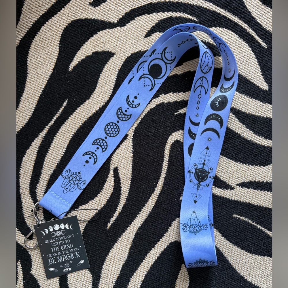 Moon phase lanyard